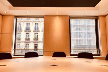 Paris training rooms Meeting room Moon image 3