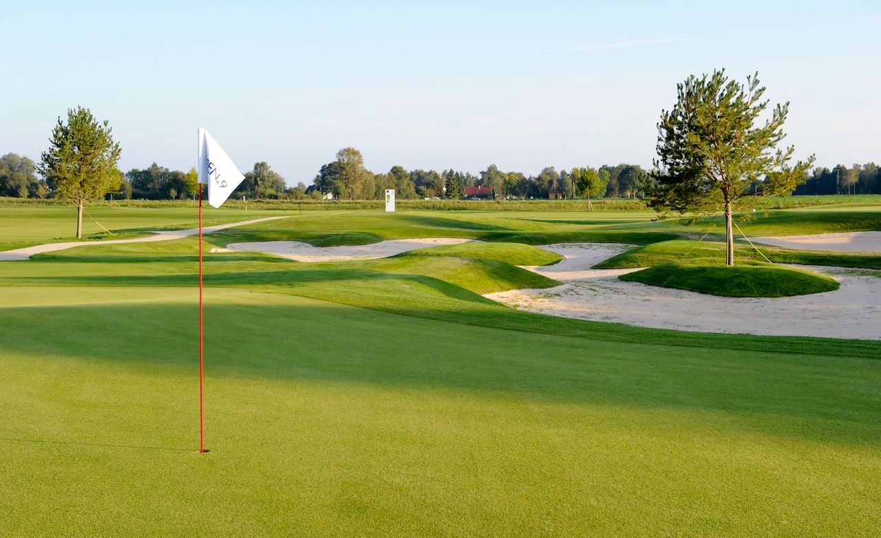 Rest of the World corporate event spaces Restaurant Restaurant and Club House image 5