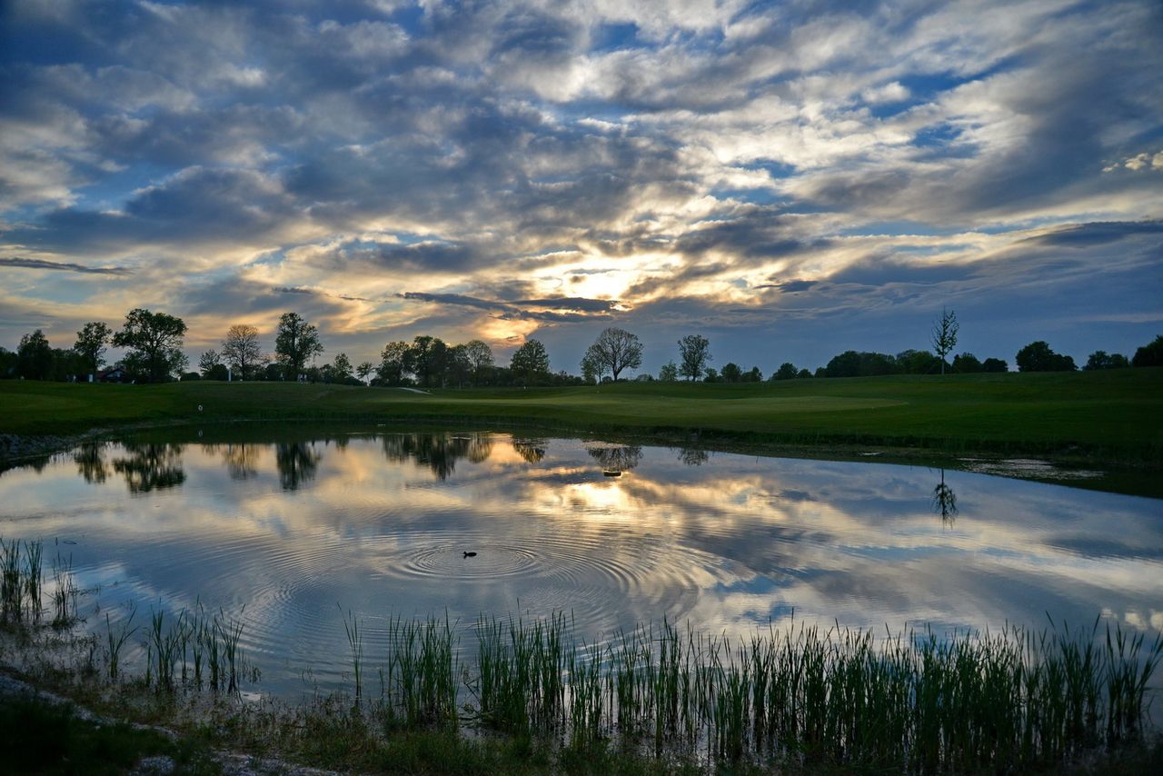 Rest of the World corporate event spaces Restaurant Restaurant and Club House image 19