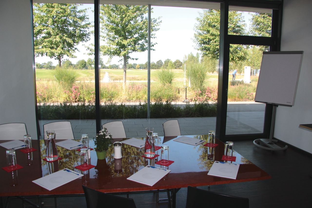 Rest of the World corporate event spaces Restaurant Restaurant and Club House image 3