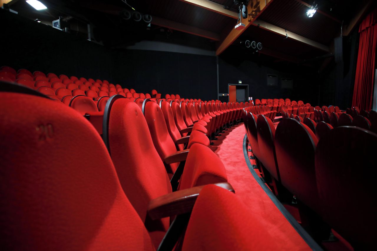 Paris training rooms Unusual venue Le Théâtre Rouge image 11