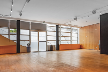 Paris training rooms Banquet hall Charléty Stadium image 2