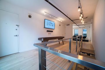 NYC training rooms Penthouse Flatiron Penthouse image 18