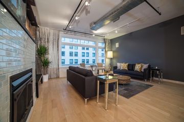 NYC training rooms Penthouse Flatiron Penthouse image 11