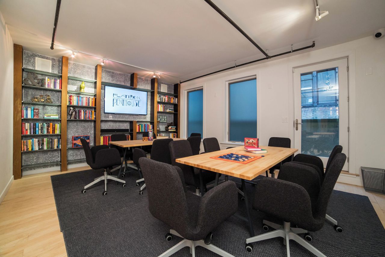 NYC training rooms Penthouse Flatiron Penthouse image 17