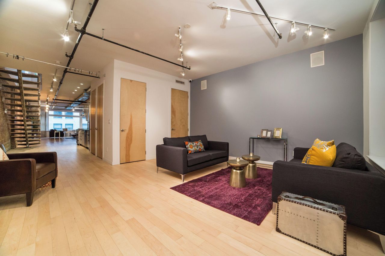 NYC training rooms Penthouse Flatiron Penthouse image 13