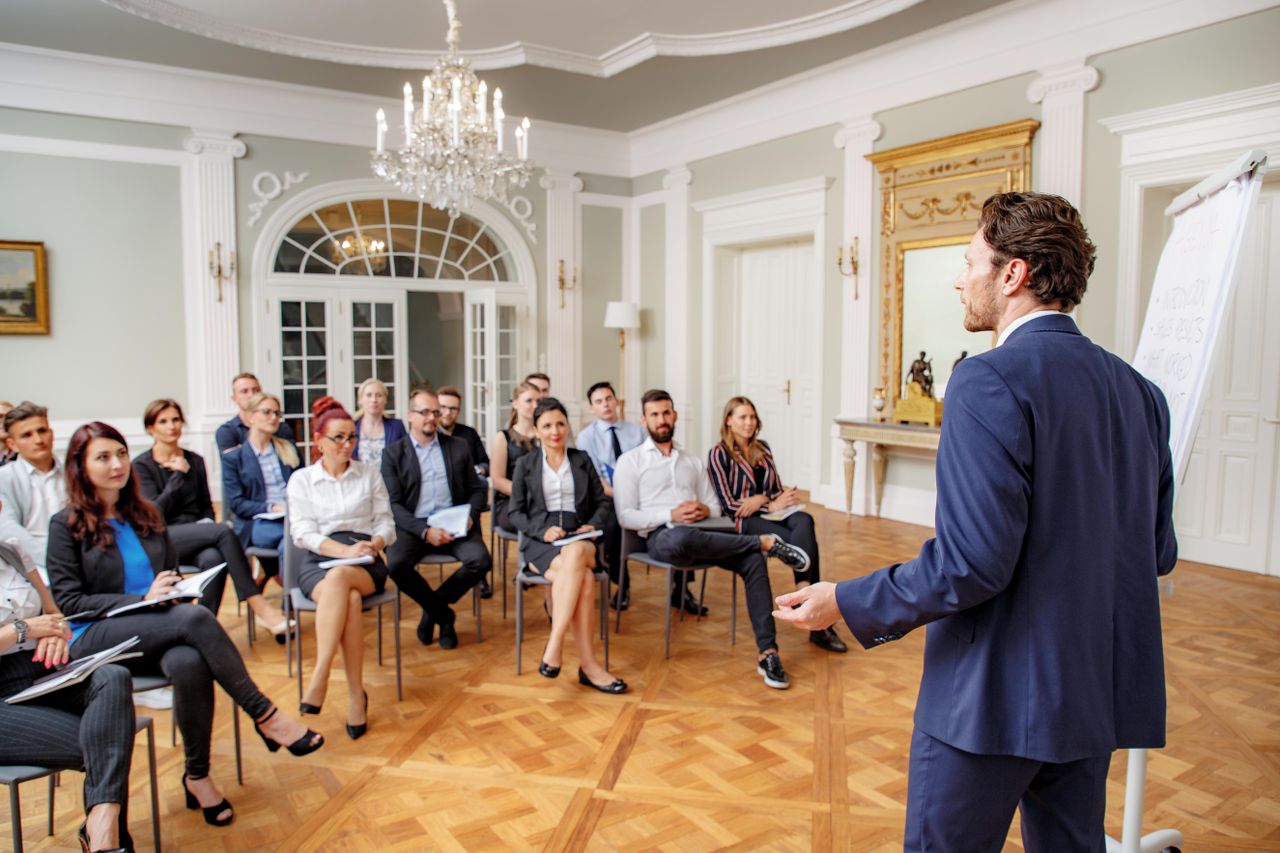 Rest of the World training rooms Historic venue Luxury Venue Near Baltic Sea – Great Hall image 4