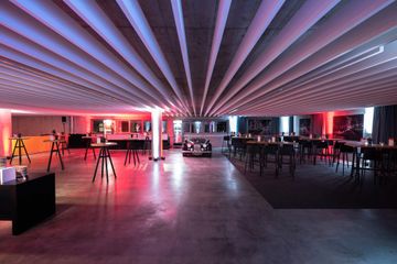 Stuttgart workshop spaces Bijzondere locatie Classic Car Refugium image 0