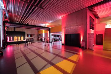 Stuttgart workshop spaces Bijzondere locatie Classic Car Refugium image 12