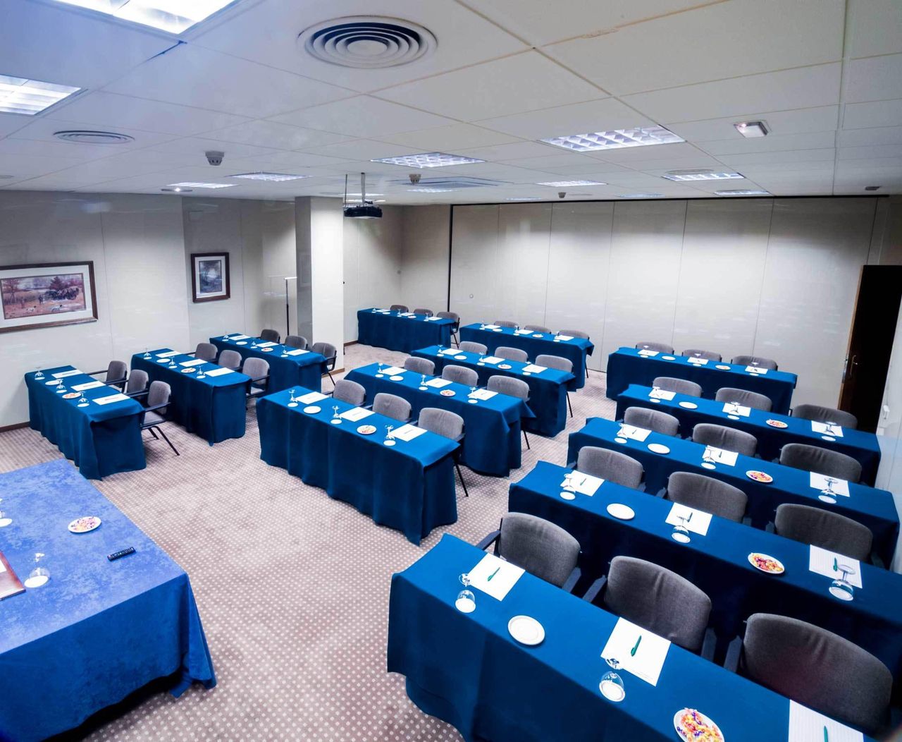Madrid training rooms Vergaderruimte MEETING ROOM 3 (75 m2) image 15