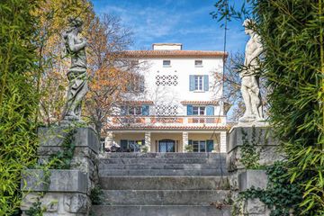Rest of the World training rooms Unusual venue la maison Palatine image 0