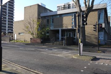 London workshop spaces Bar Cafe image 11