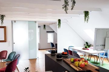 Hannover training rooms Loft Loft Room image 1