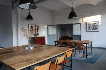 Berlin training rooms Meetingraum Room to Ignore Gravity image 4