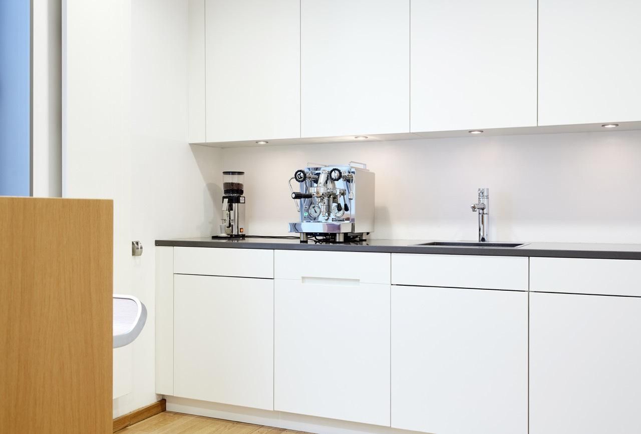 Berlin training rooms Coworking space Meeting room Hackescher Mark 2 image 8