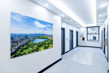 NYC training rooms Meeting room Plaza District image 23