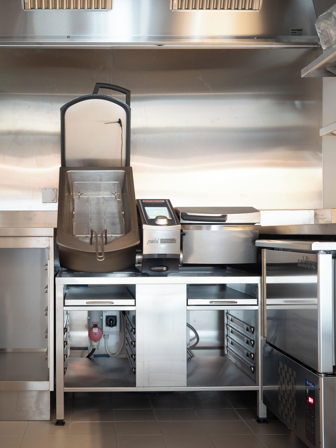 Zurich training rooms Kitchen studio Kitchen image 4