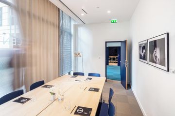 Paris training rooms Meetingraum La Loge image 1