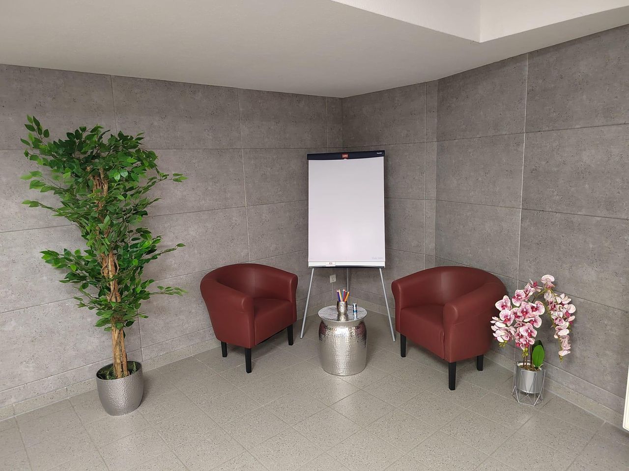 Rest of the World  Seminar rooms Seminario image 4