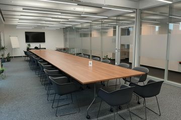 Frankfurt am Main  Coworking Space Moderner Konferenzraum SleevesUp! Frankfurt Gallus 