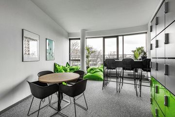 Frankfurt training rooms Meeting room Meetingraum Sheryl image 4