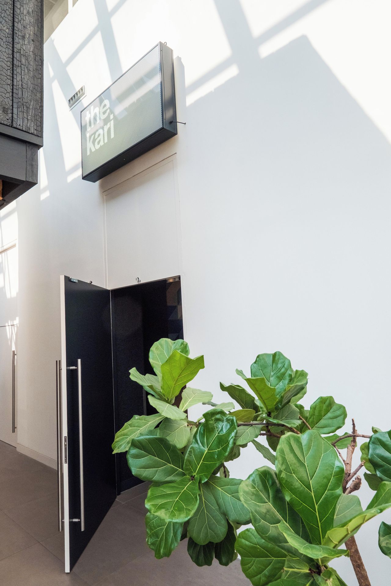 Amsterdam training rooms Meeting room B.3 - The Kari image 2