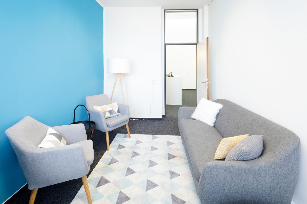 Cologne Creative Meeting Meeting room Modern and Bright Room 3 image 1