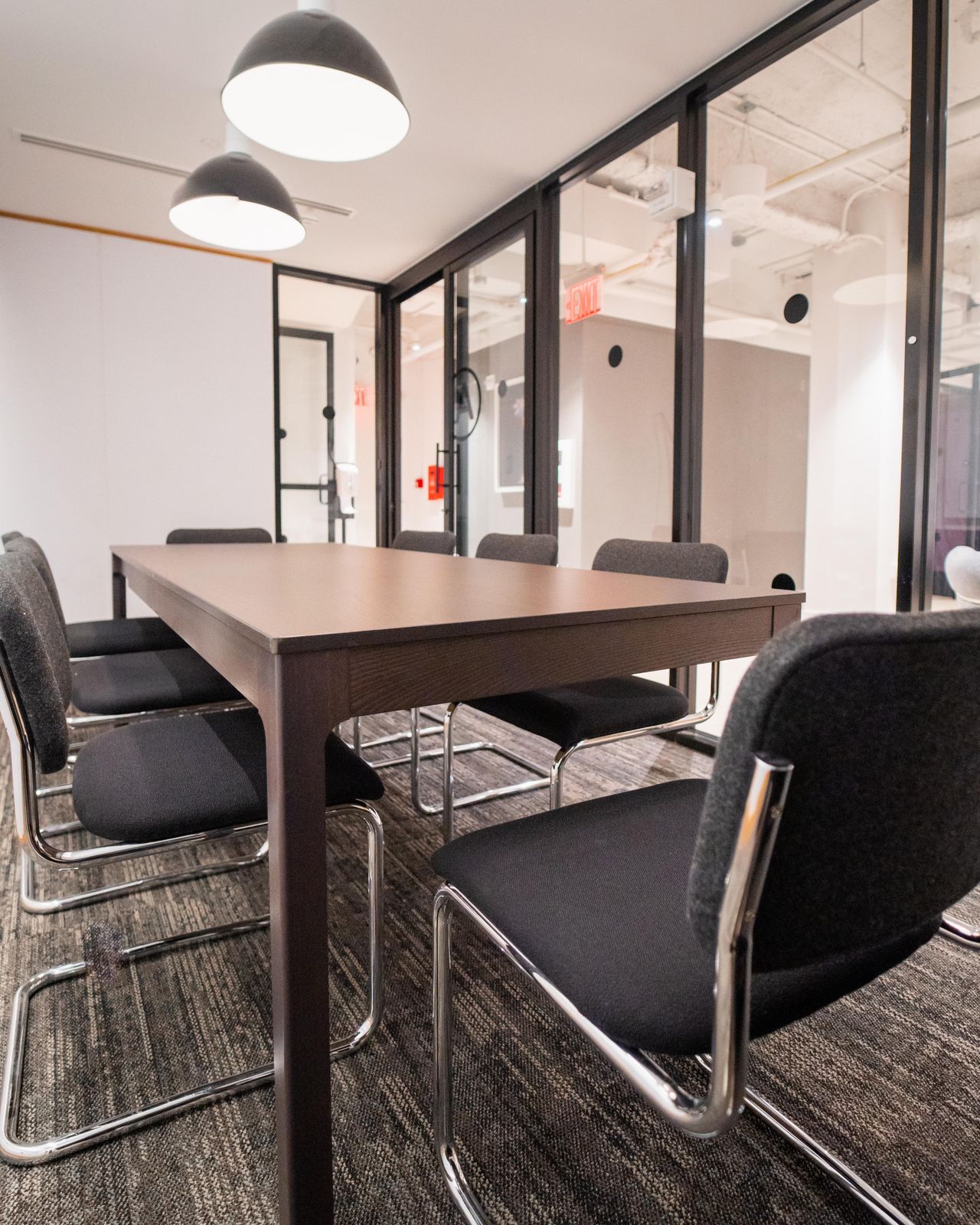 New York  Business center 10 Person Meeting Room image 2