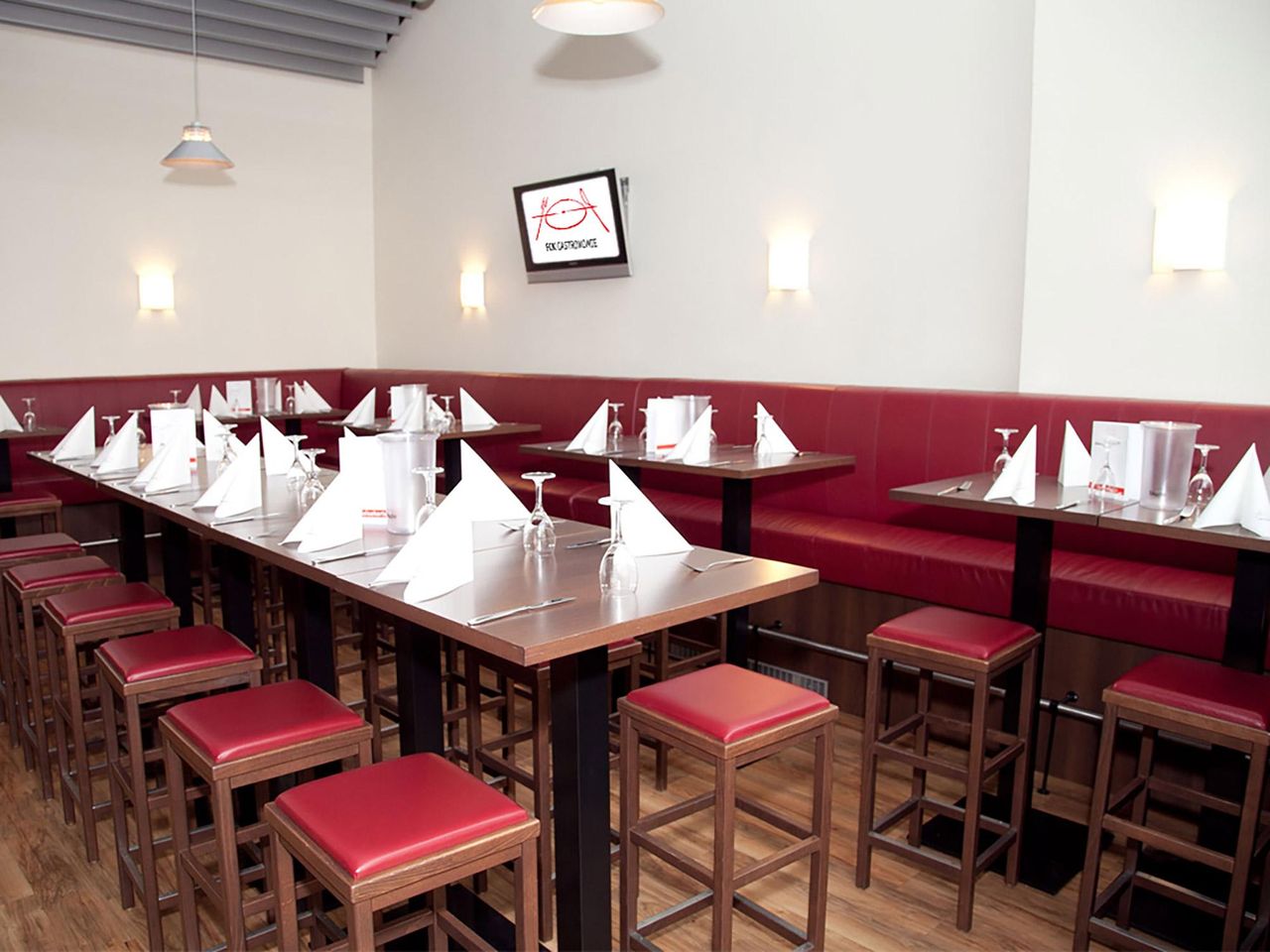 Rest of the World Offsite Meeting  Panorama Club image 10