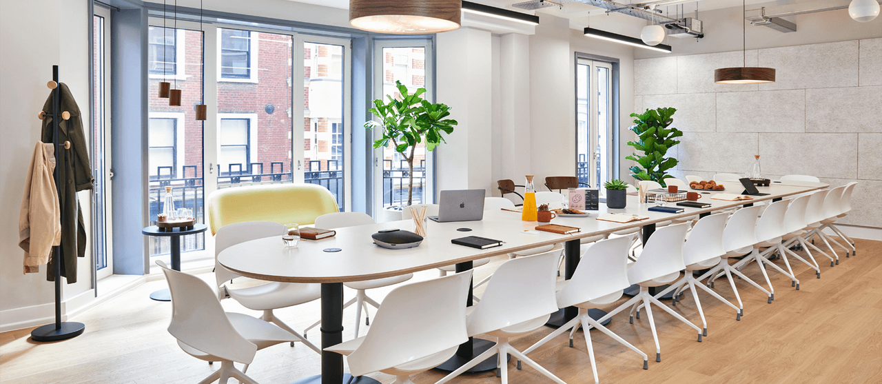 London  Meeting room Entire Site image 13