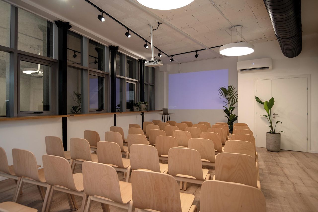 Tel Aviv  Business center Loft image 1