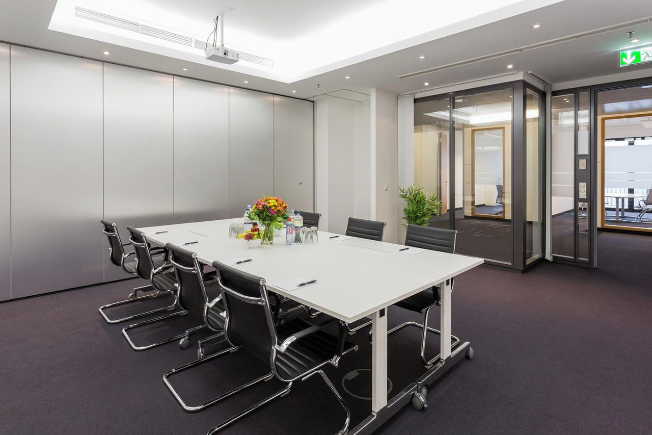 Berlin  Business center  image 2