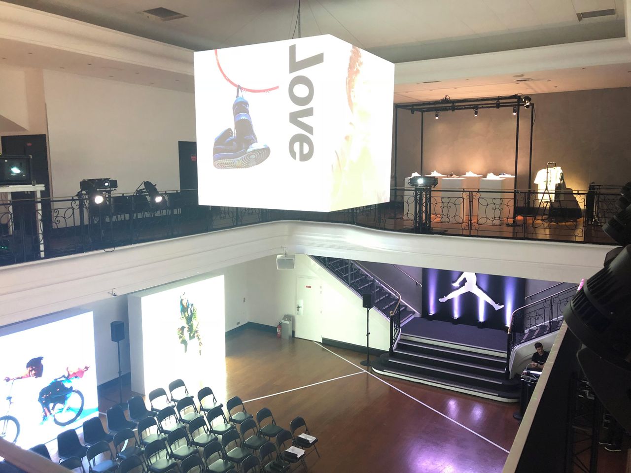 Paris corporate event spaces Party room Pavillon image 47