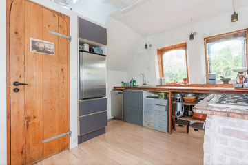 Copenhagen workshop spaces Boat Charming House Boat image 11