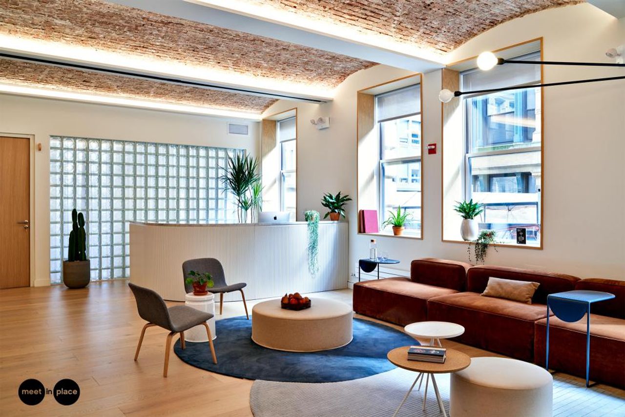 NYC  Meeting room Salon Room #9 image 2