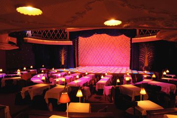 Paris corporate event spaces Auditorium La Nouvelle Eve image 11