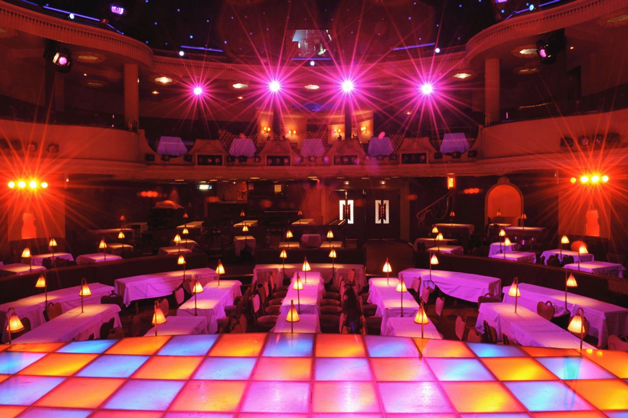 Parijs corporate event spaces Auditorium La Nouvelle Eve image 11