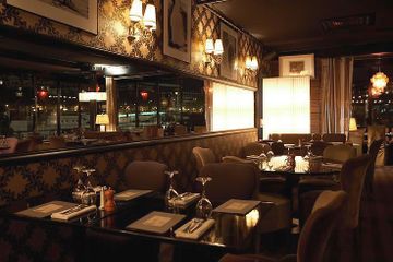 Parijs corporate event spaces Restaurant La Plage Parisienne image 1