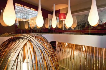 Paris corporate event spaces Restaurant Le Très Honoré image 2