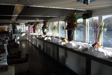 Paris corporate event spaces Boat SALON SUR L'EAU image 11