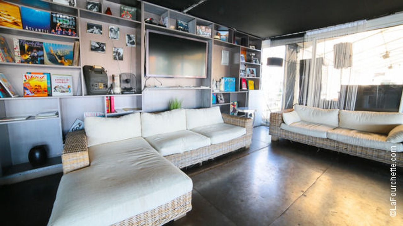 Paris corporate event spaces Boat SALON SUR L'EAU image 11