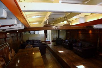 London corporate event spaces Boat Boat image 2
