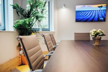 Rest of the World Meeting room Headrow Suite image 1