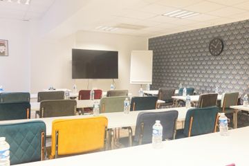 Paris  Meeting room  image 0