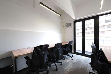 Hong Kong  Meeting room Three Commas Private Offices image 1