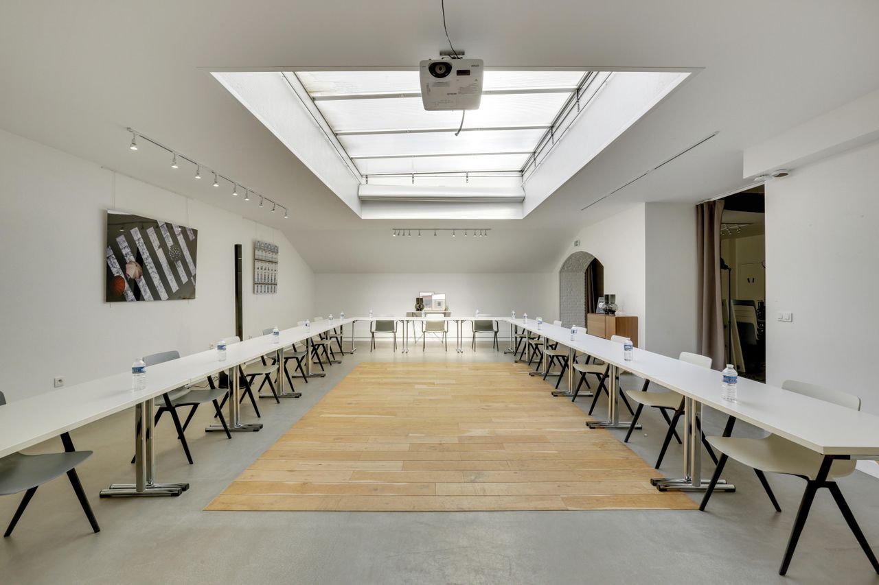 Parijs Salles de formation  Boardroom DESKEO Place des Vosges image 10