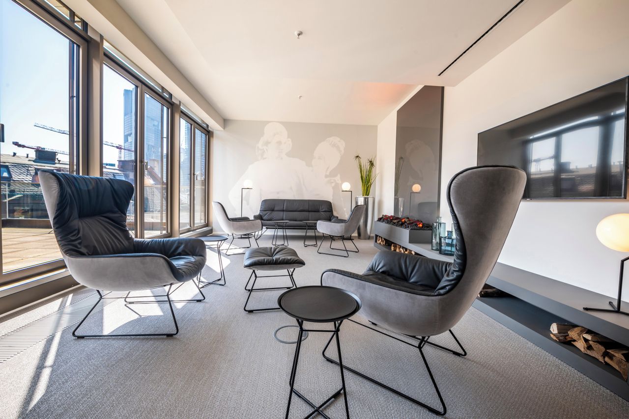 Frankfurt am Main  Meetingraum Kaminlounge 
