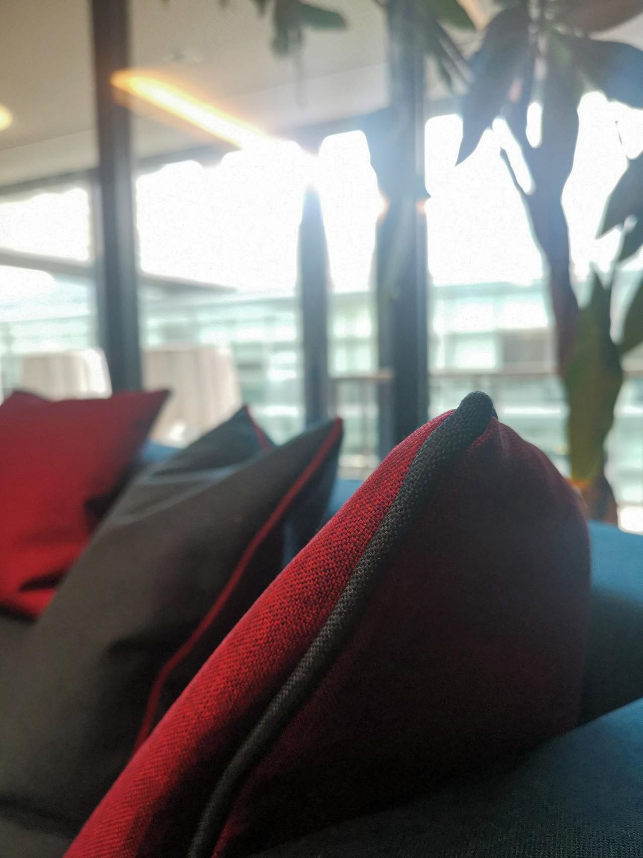 Zurich Schulungsräume Business center Purple Space Arbeitsplätze 5-8 image 5