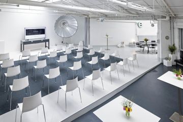 Köln Meetingraum Studio image 30