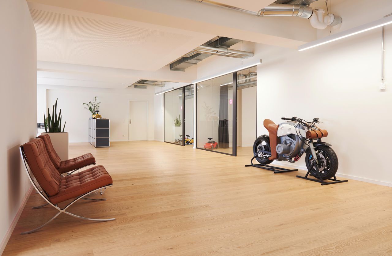 Stuttgart Schulungsräume Meetingraum NEON image 3